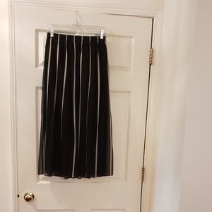 Anne Klein II long silk skirt